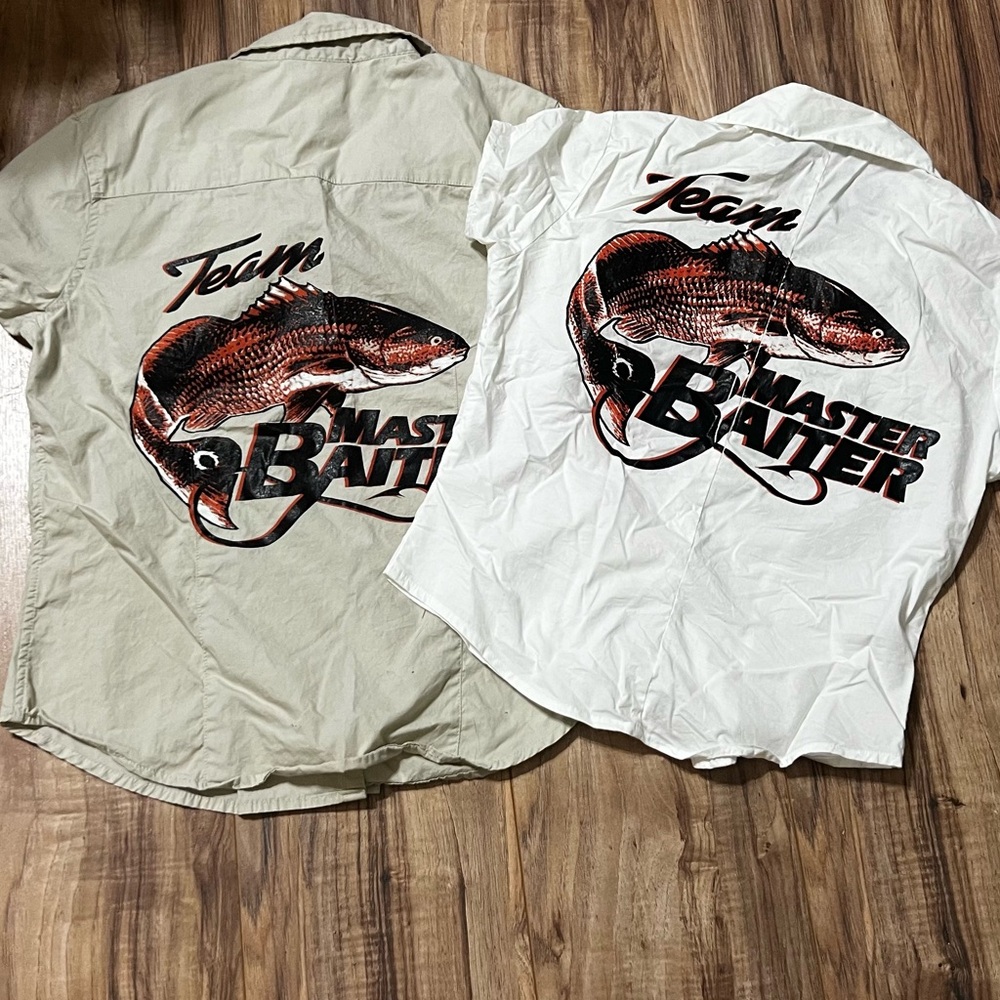 2 Women’s Fishing shirts, button up-Small/Xsmall